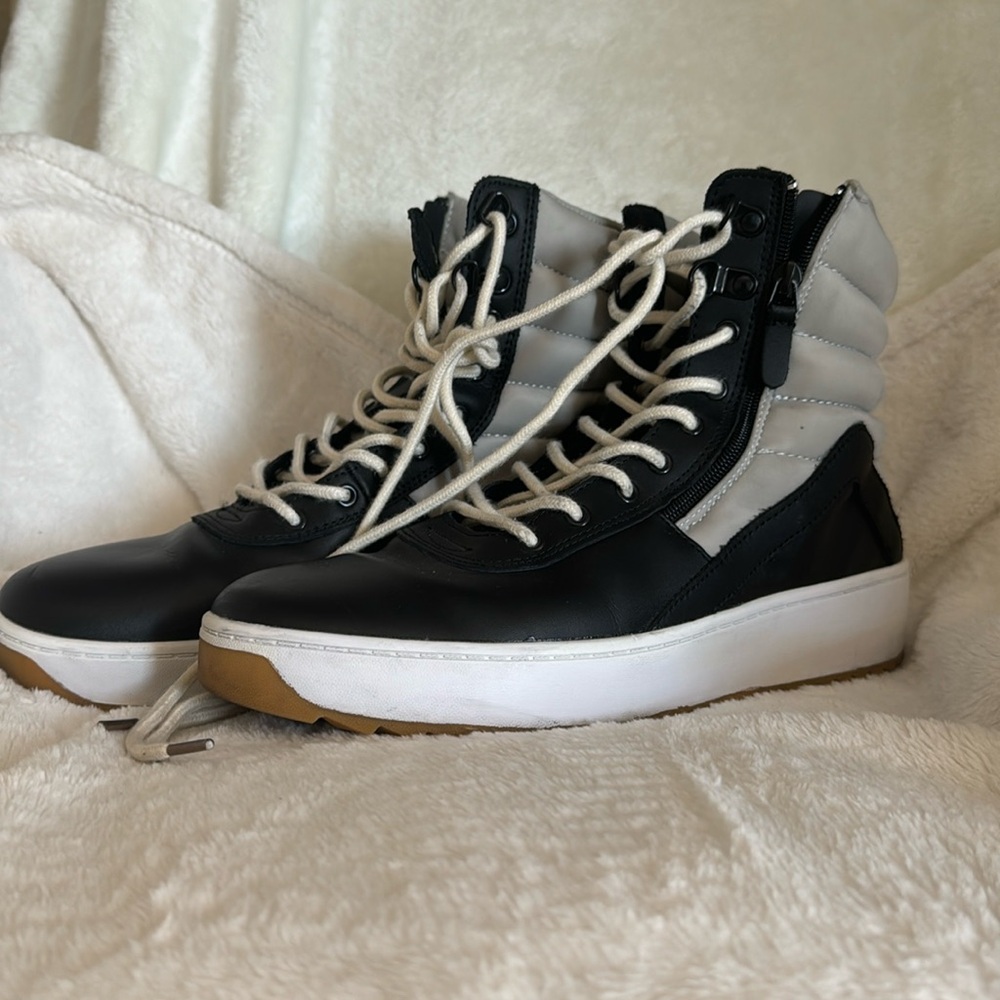 Steve Madden Raving Black and Grey Hightops- Men’s Size 10